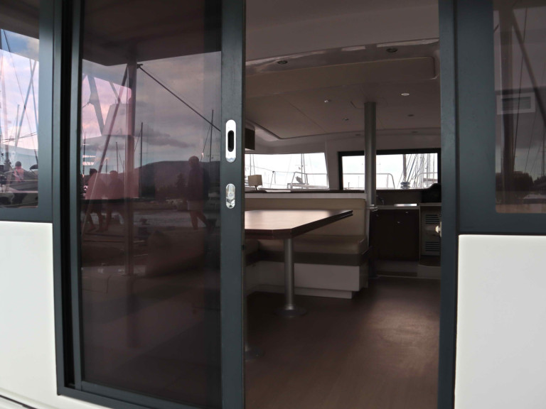 Rent a Bali Bali 4.1 Paros (Island)