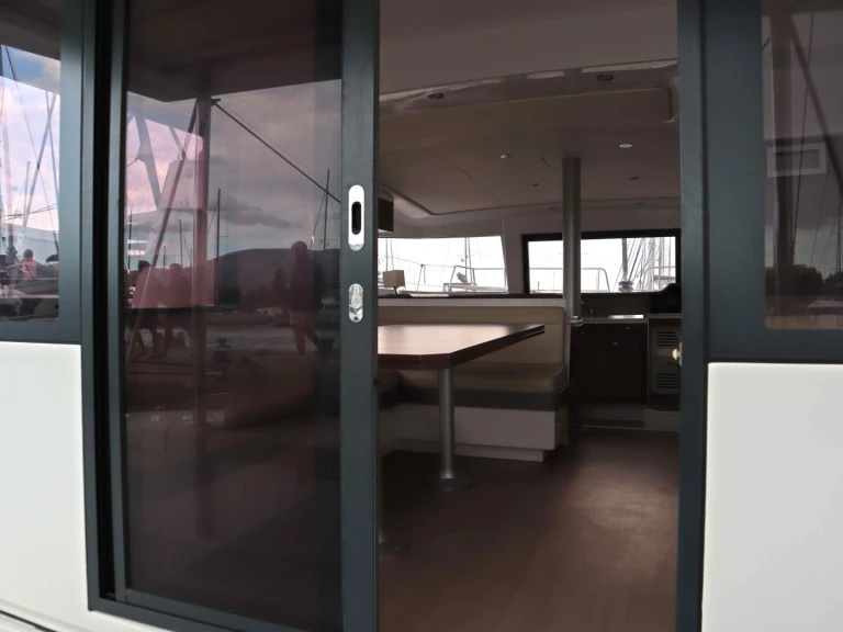 Rent a Bali Bali 4.1 Paros (Island)