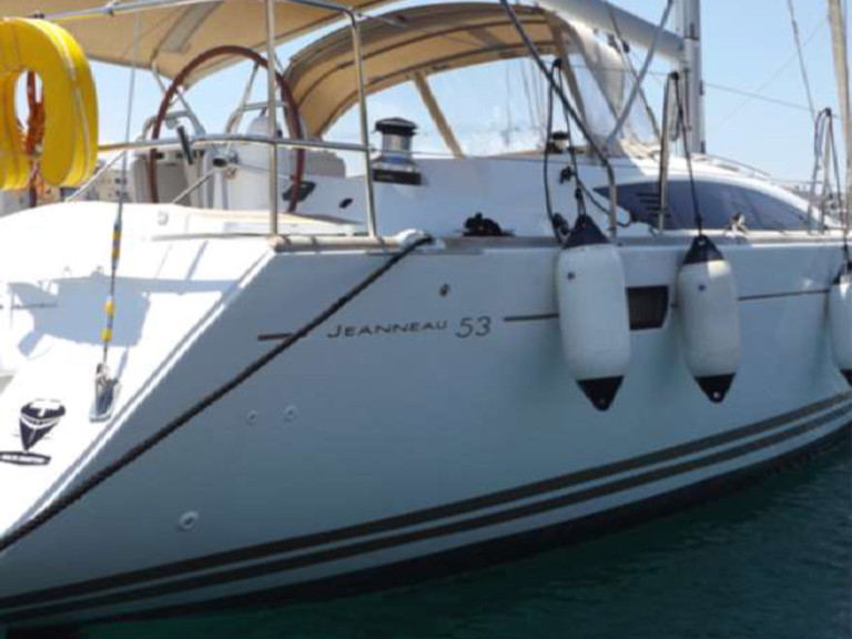 Bareboat Rental Sailboat Jeanneau with a boat licence