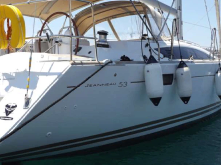 Bareboat Rental Sailboat Jeanneau with a boat licence