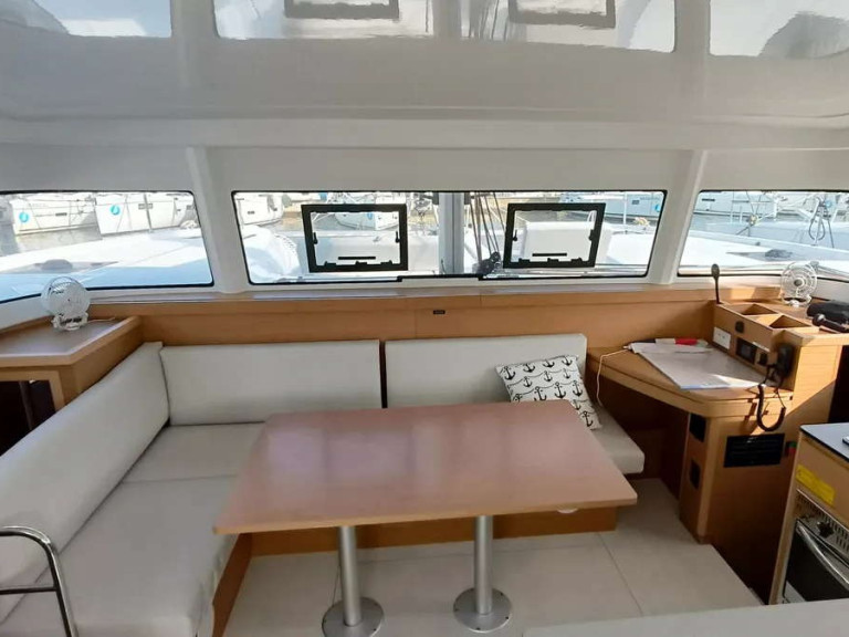 Yacht charter Pula cheap Excess 11 (6 cab.)