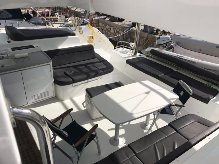Yacht charter Alimos cheap Lagoon 50