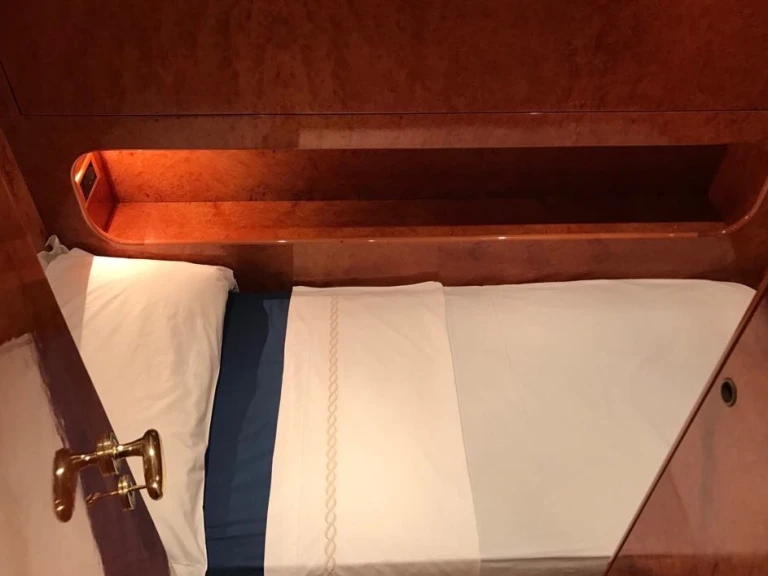 Luxury Yacht rental with or without captain Cantieri Palermo