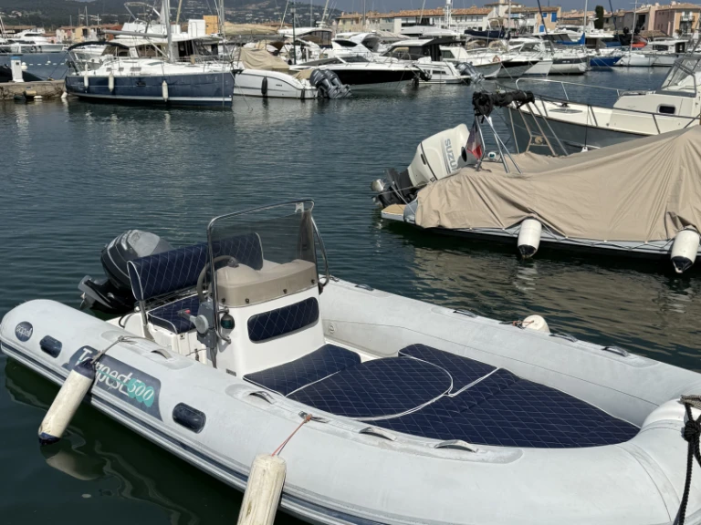 Boat rental Capelli Tempest 500 in Port Grimaud on Samboat