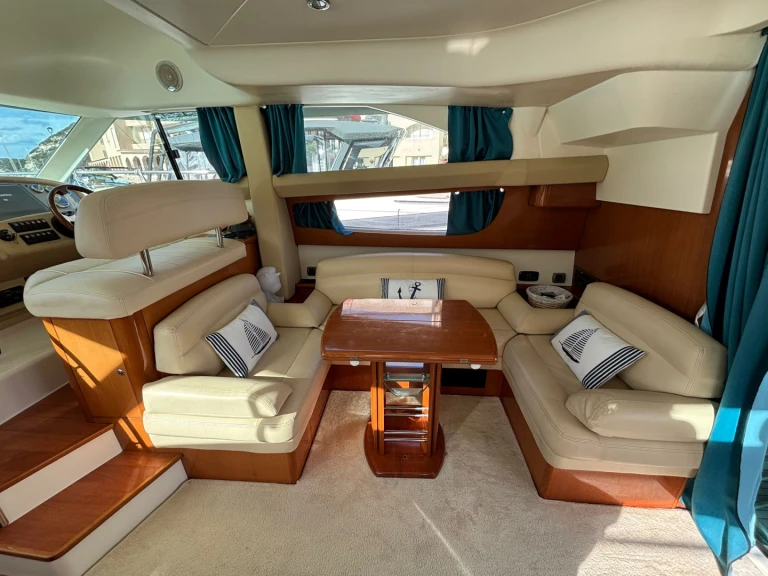 Jeanneau Prestige 42 in Bonifacio on SamBoat