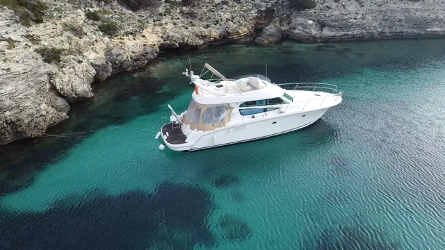 Yacht charter Bonifacio cheap Prestige 42