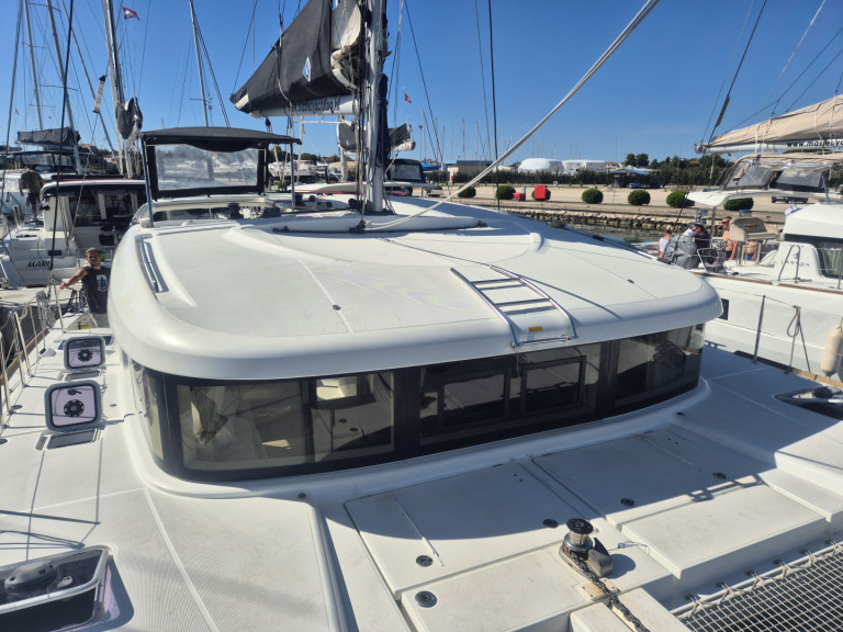 Bareboat Rental Catamaran Lagoon with a boat licence