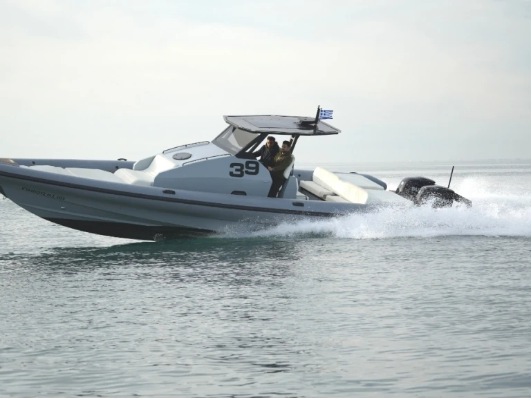 Bareboat Rental RIB ZEN MARINE with a boat licence