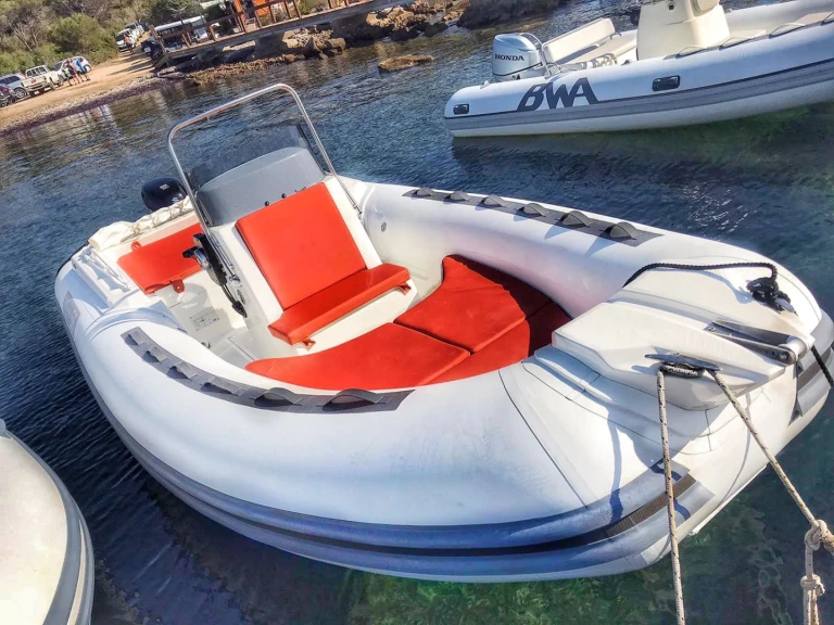 Bareboat Rental RIB Magnus with a boat licence