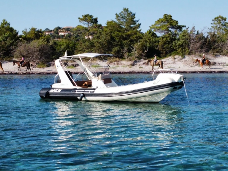 Yacht charter Bonifacio cheap Sacs S 680