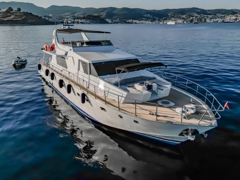 Motorboat rental with or without captain Admiral Bodrum