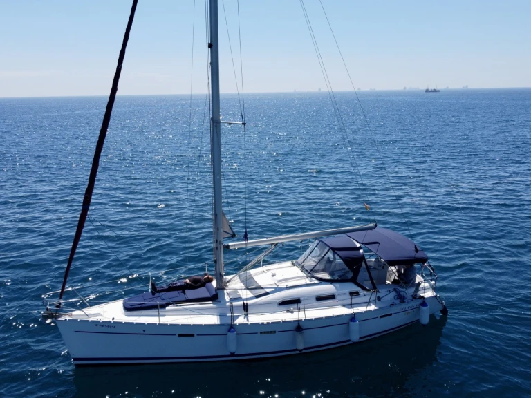 Sailboat rental with or without captain Bénéteau Barcelona