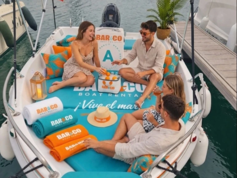 Estable Estable 415 Consola charter bareboat or captained in  Alicante