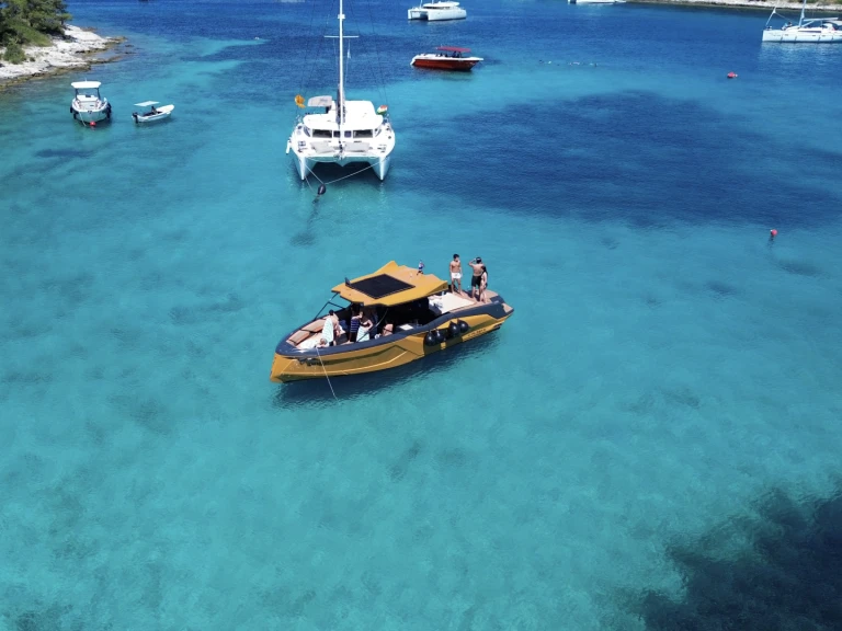 Bareboat Rental Motorboat Alesta Marine with a boat licence