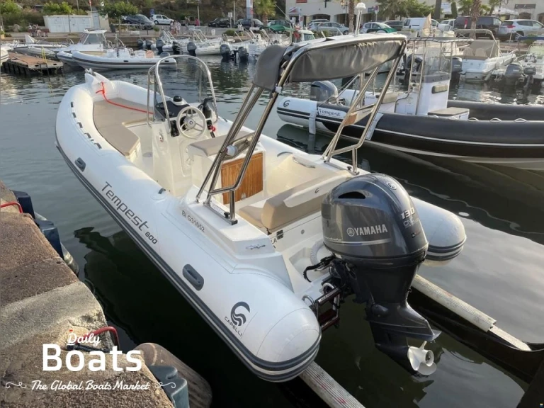 Selva Selva D600 S Line in Les Issambres on SamBoat