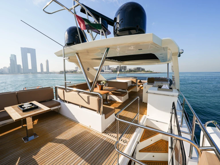 Boat rental Galeon Galeon 780 in Dubai Marina on Samboat