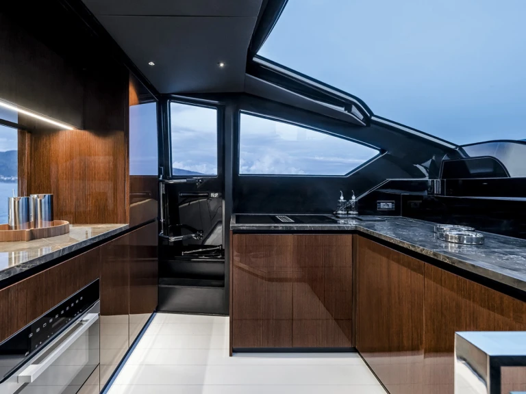 Luxury Yacht for rent Dubai Marina at the best price