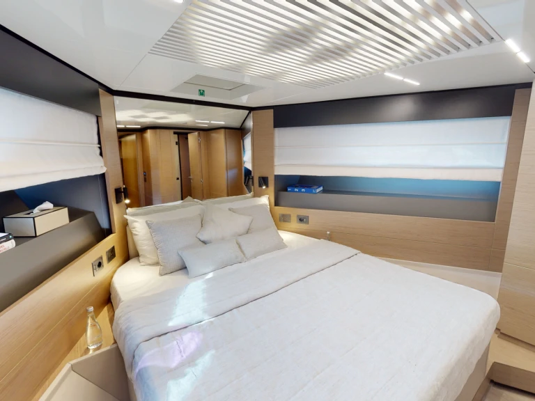 Luxury Yacht for rent Dubai Marina at the best price
