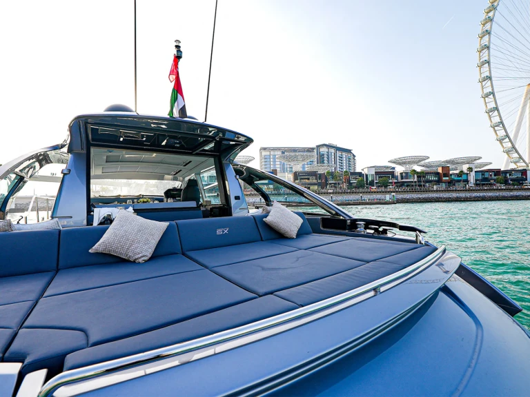 Yacht charter Dubai Marina cheap Pershing 5x