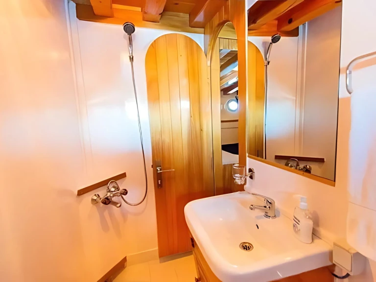 Bareboat Rental Sailboat  with a boat licence