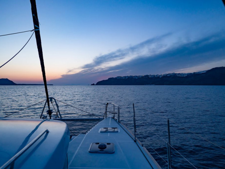 Catamaran for rent Vlychada at the best price