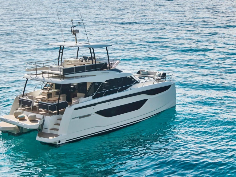 Rent a Prestige Prestige M48 Capo d'Orlando