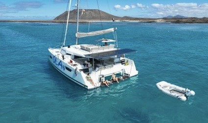 Rent a Fointaine Pajot Elba 45 Pointe-à-Pitre