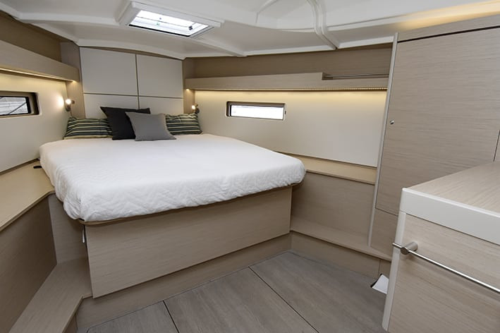 Sailboat rental in Pointe-à-Pitre - Bénéteau Oceanis 40.1