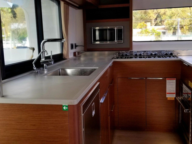 Catamaran rental with or without captain Lagoon Pointe-à-Pitre