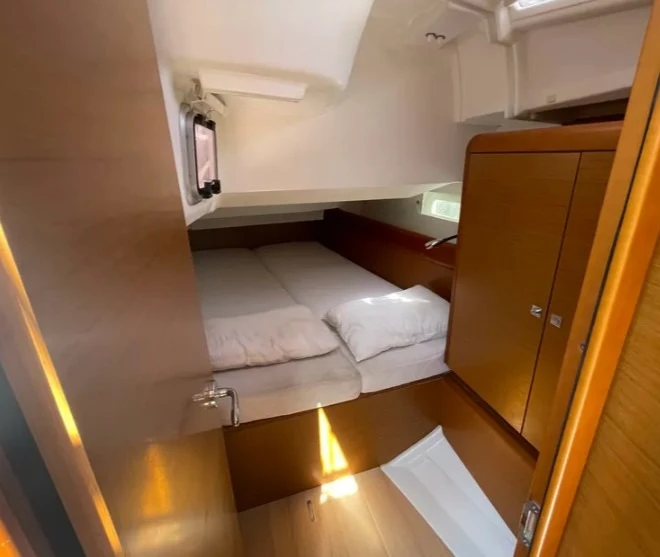 Jeanneau Sun Odyssey 419 charter bareboat or captained in  Paros (Island)