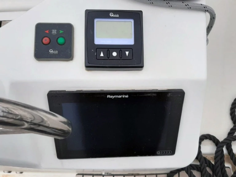 Bareboat Rental Sailboat Jeanneau with a boat licence