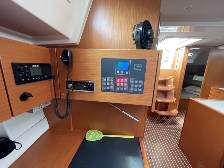 Bavaria Bavaria C45 Holiday charter bareboat or captained in  Alimos