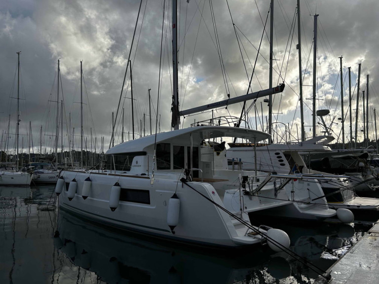 Catamaran rental in Gouvia - Lagoon Lagoon 40