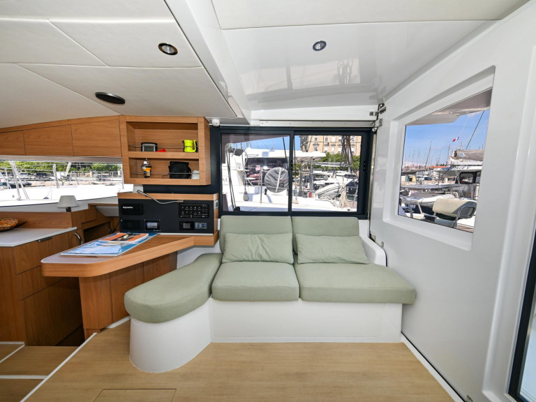 Rent a Bali Bali Catsmart (6 cab.) Tivat