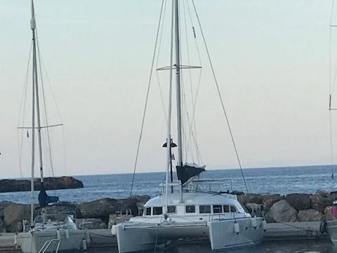 Lagoon Lagoon 380 in Paros (Island) on SamBoat