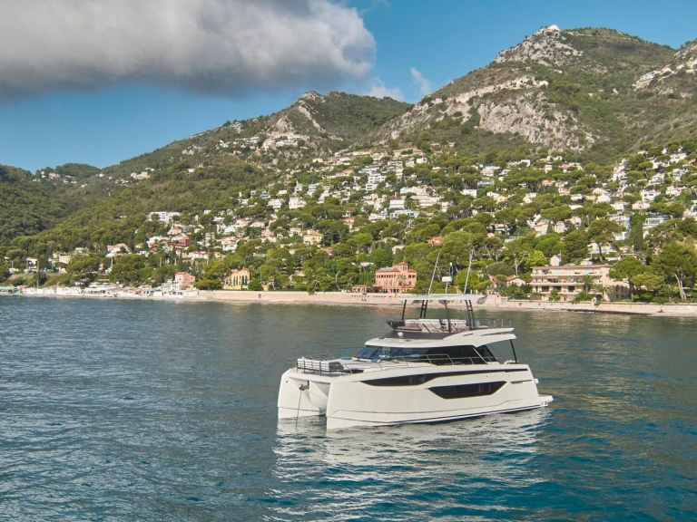 Motorboat rental in Capo d'Orlando - Prestige Prestige M48