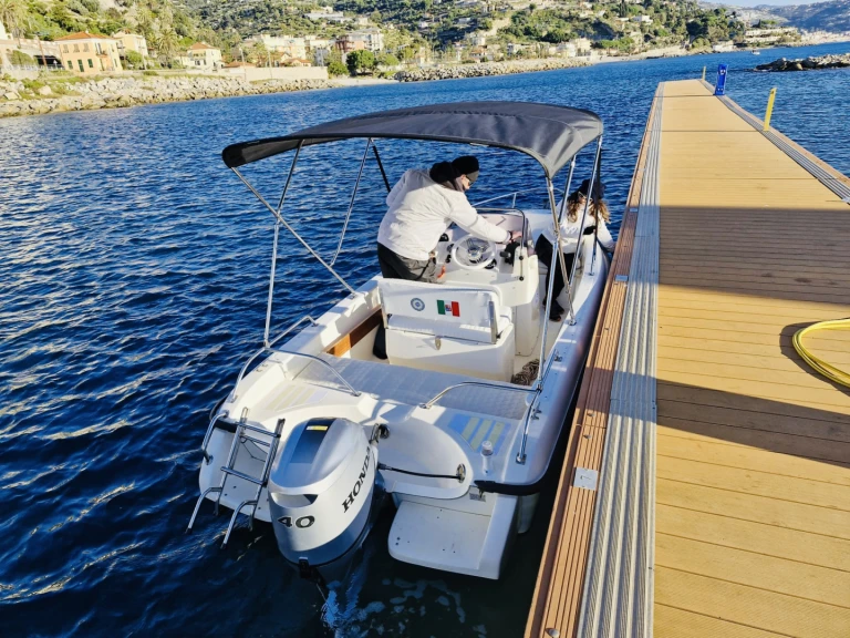 Molinari Molinari ontario charter bareboat or captained in  Sanremo