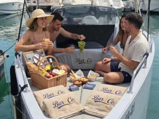 Motorboat for rent Alicante at the best price