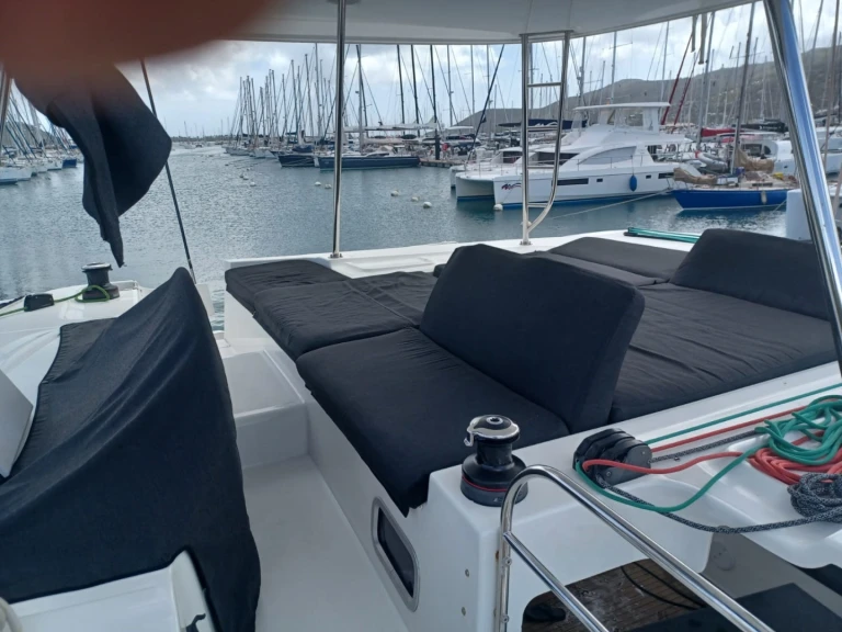 Lagoon Lagoon 46 in Pointe-à-Pitre on SamBoat