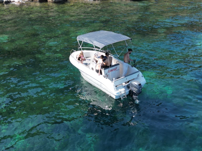 Motorboat for rent Mandelieu-la-Napoule at the best price