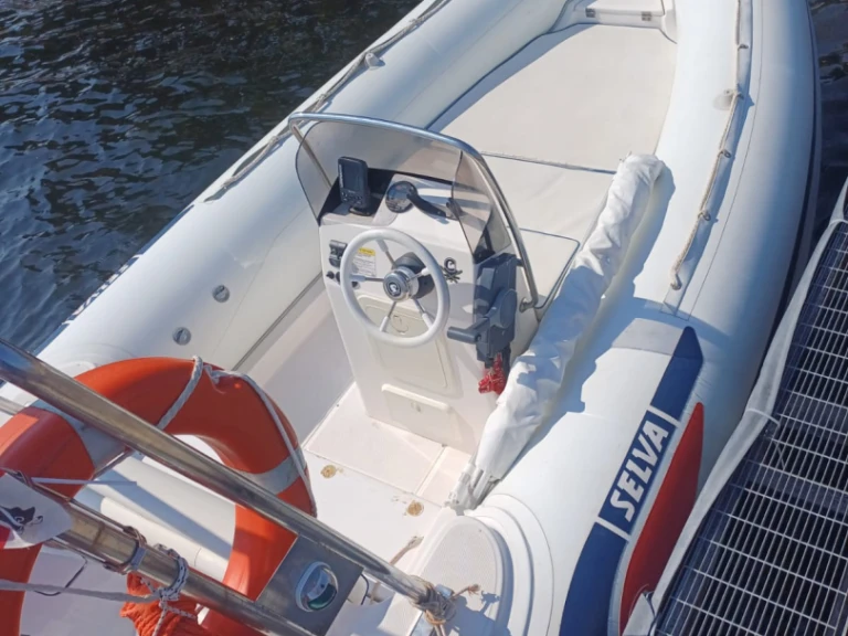 Bareboat Rental RIB Selva with a boat licence