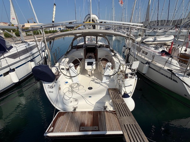Sailboat for rent Sukošan at the best price