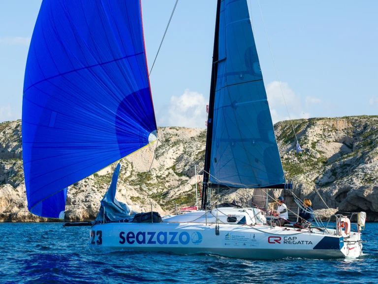 Yacht charter Marseille cheap sun fast 30 0D