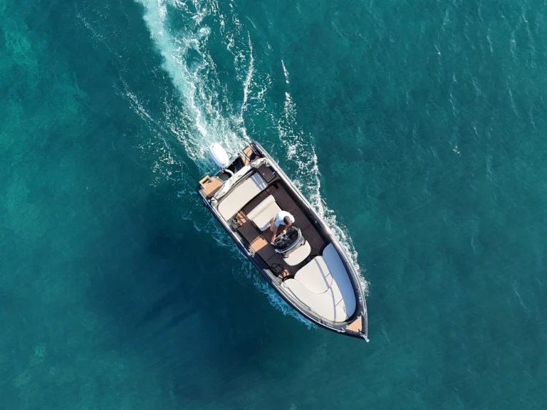 Poseidon Black Edition in Agía Kiriakí on SamBoat