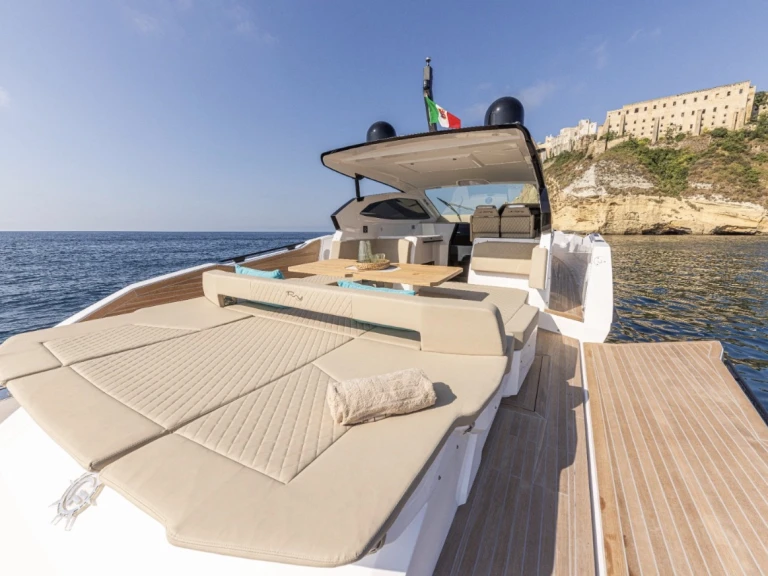 Ryo Le mans charter bareboat or captained in  Naples