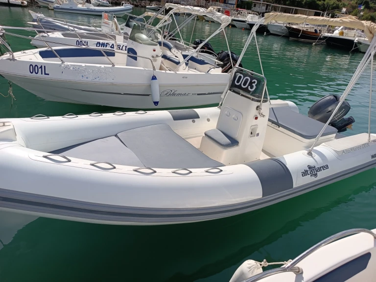 Motorboat rental with or without captain Altamarea Castellammare del Golfo
