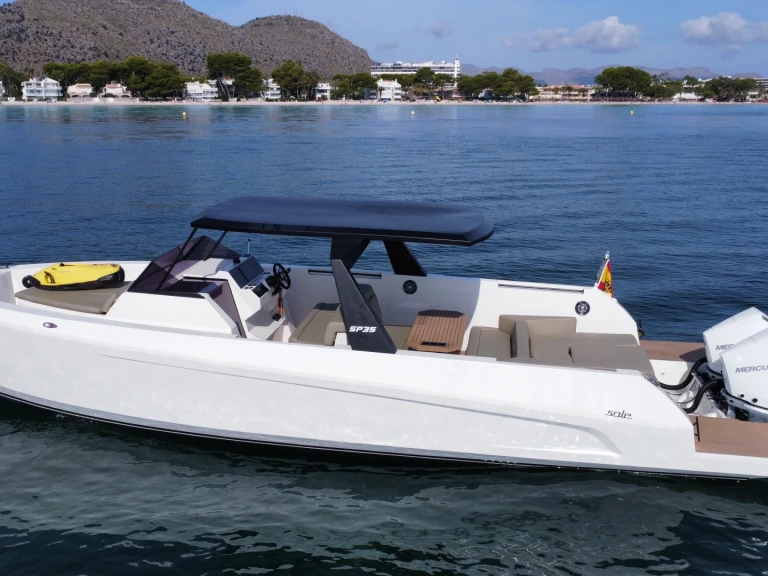 Motorboat for rent Port d'Alcudia at the best price
