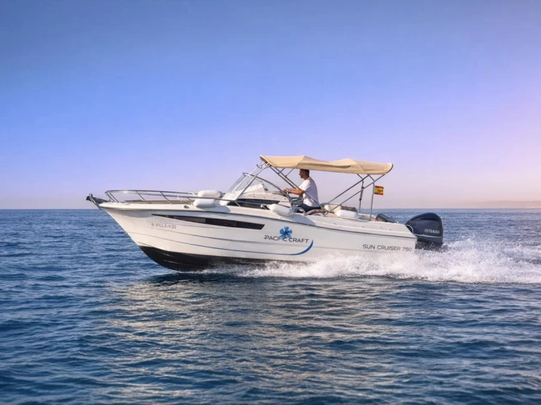 Motorboat rental with or without captain Pacific Craft Palma de Mallorca