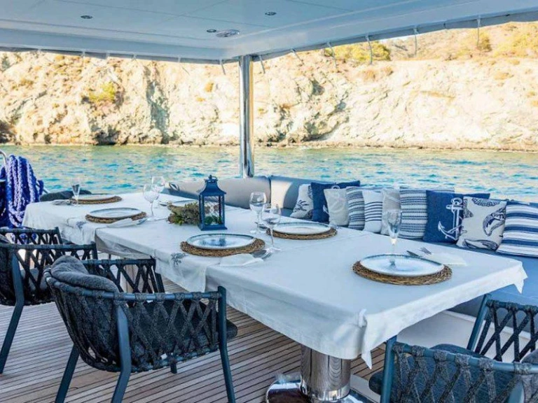 Luxury Yacht rental with or without captain  Göcek