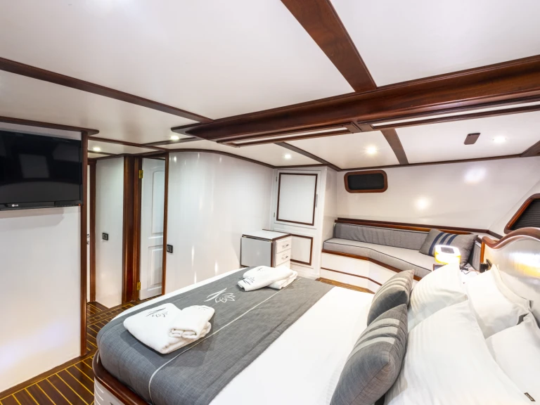  Gulet L in Fethiye on SamBoat